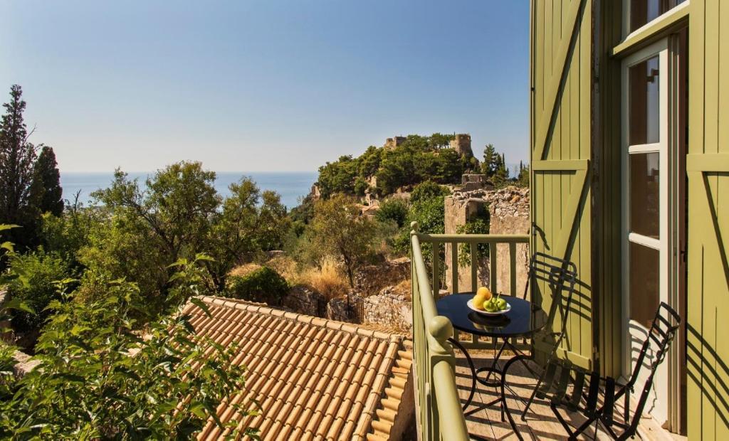 Kyparissia Old Town Lodge With Amazing Sea View Kültér fotó